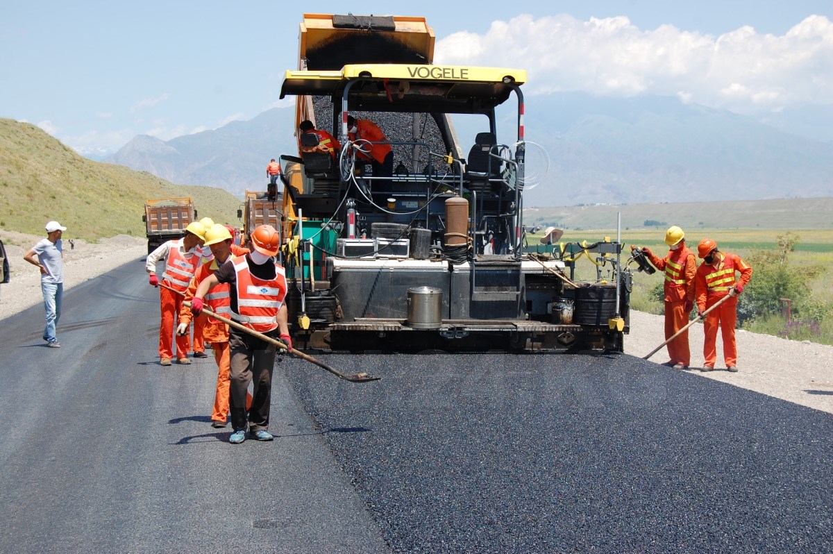 Дорожное строительство в Кыргызстане 
