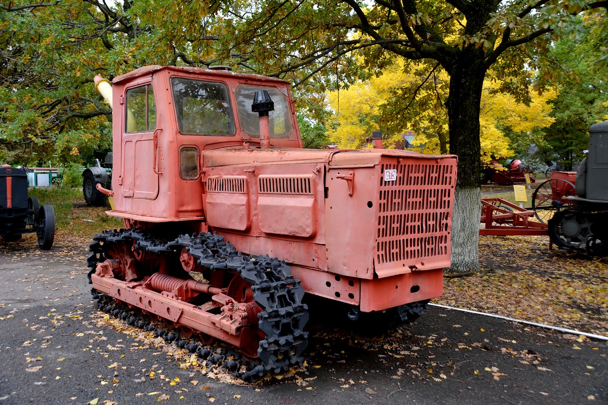 трактор т-4